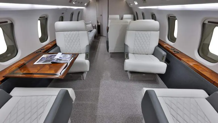 1993 Bombardier Challenger 601 - Photo 7