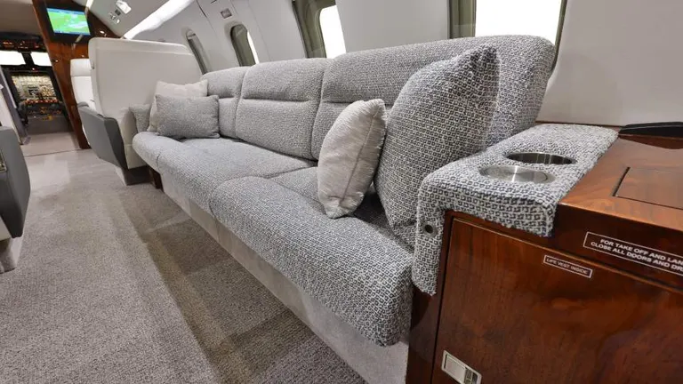 1993 Bombardier Challenger 601 - Photo 9