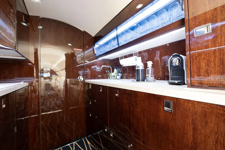 1997 Gulfstream GV - Photo 28