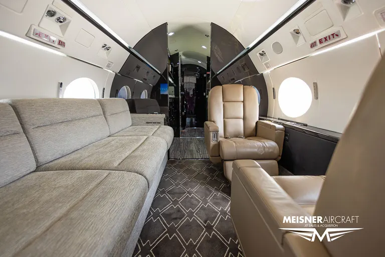 1998 Gulfstream GIV-SP - Photo 9
