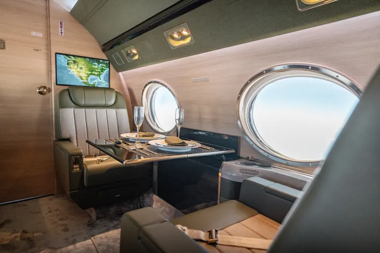 1998 Gulfstream GV cabin