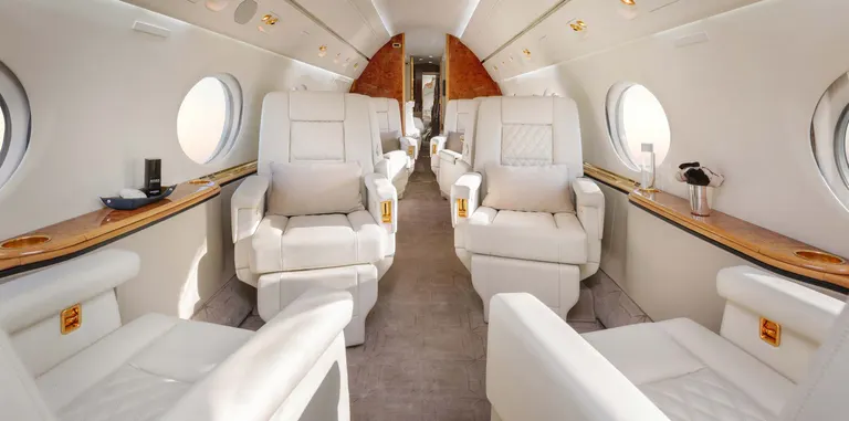 1999 Gulfstream GV - Photo 4