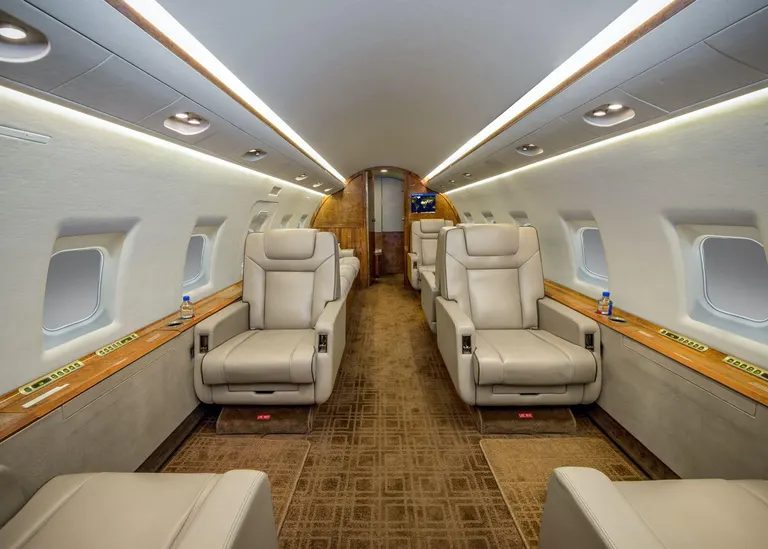 2000 Bombardier Challenger 604 - Photo 10