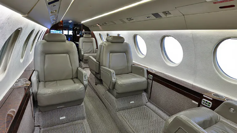2000 Dassault Falcon 50EX - Photo 4