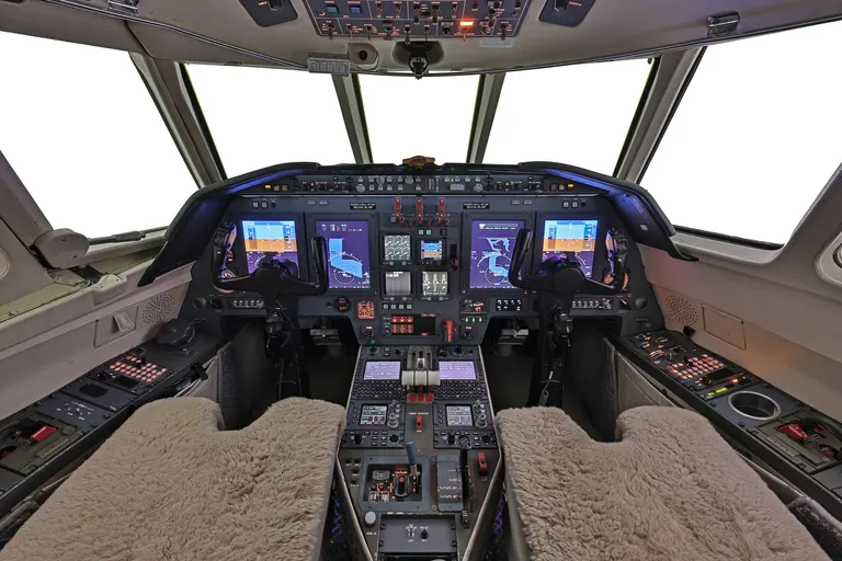 2000 Dassault Falcon 50EX - Photo 9