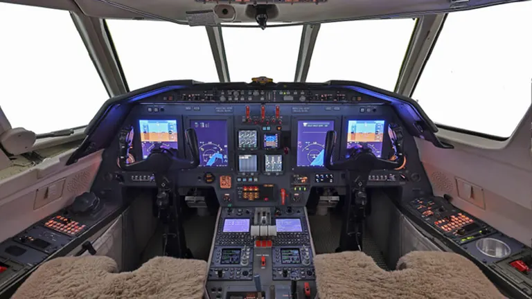 2000 Dassault Falcon 50EX - Photo 2
