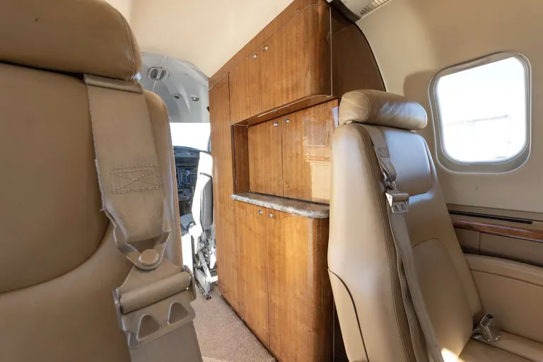 2001 Bombardier Learjet 45 - Photo 13