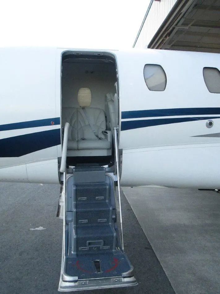 2001 Cessna Citation Excel exterior