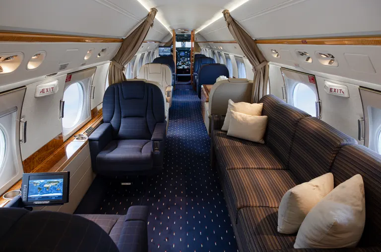 2001 Gulfstream GIV-SP - Photo 5