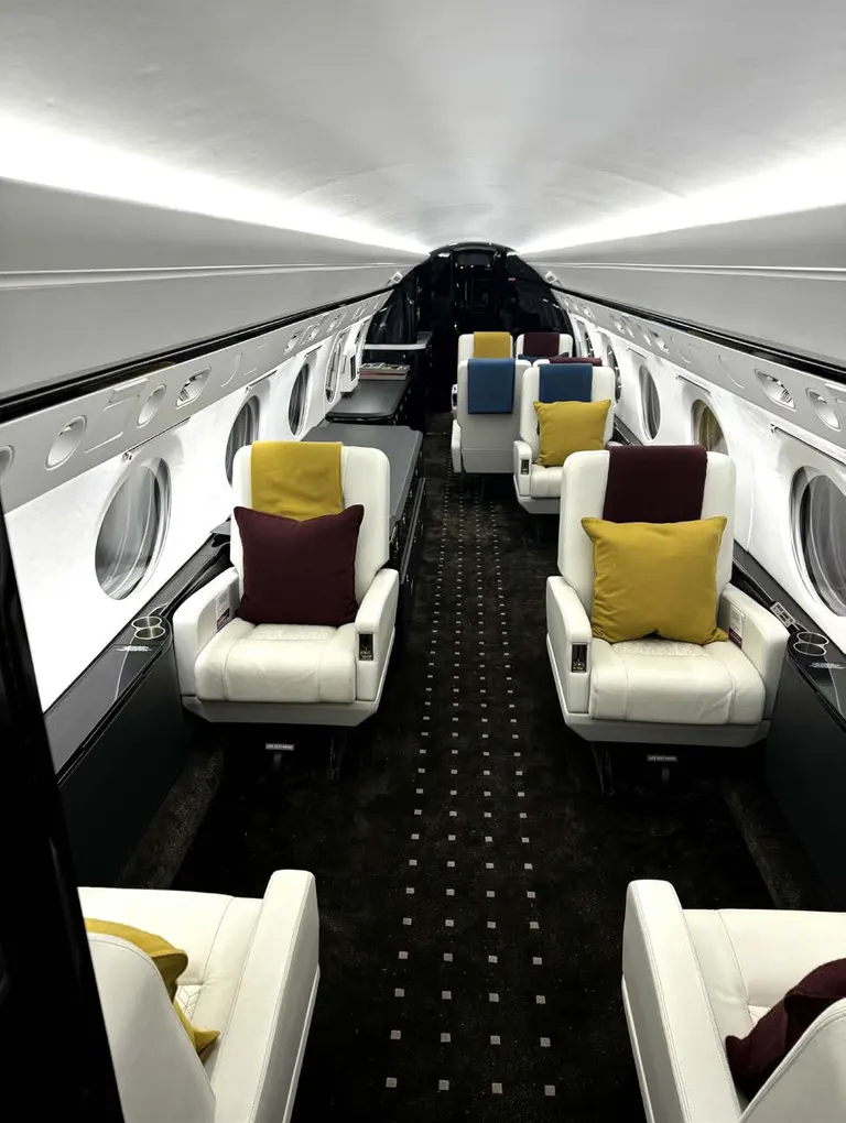 2003 Gulfstream G300 - Photo 6