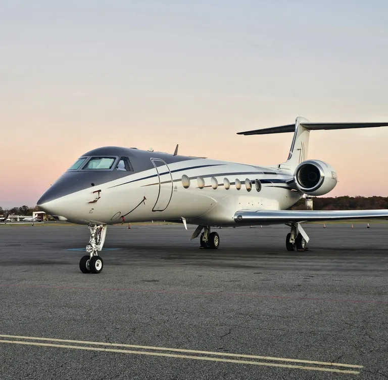 2003 Gulfstream G550 exterior