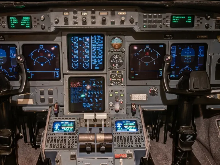 2003 Gulfstream G550 cabin