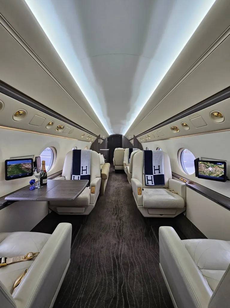 2003 Gulfstream G550 cabin