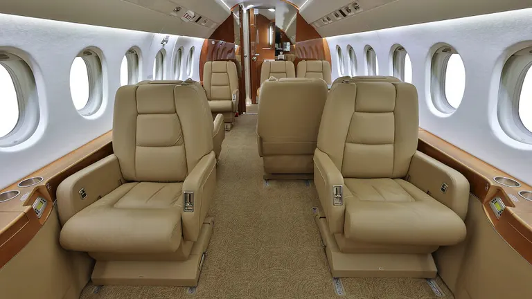 2004 Dassault Falcon 2000EX - Photo 3