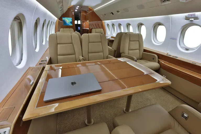 2004 Dassault Falcon 2000EX - Photo 10