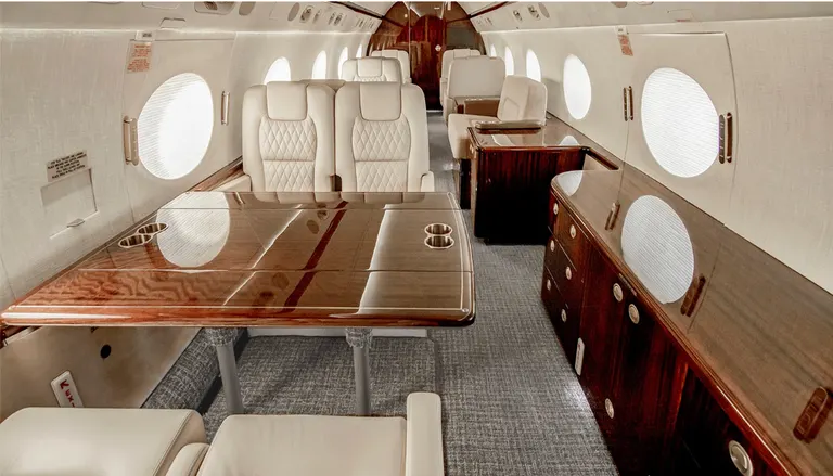 2004 Gulfstream G550 cabin