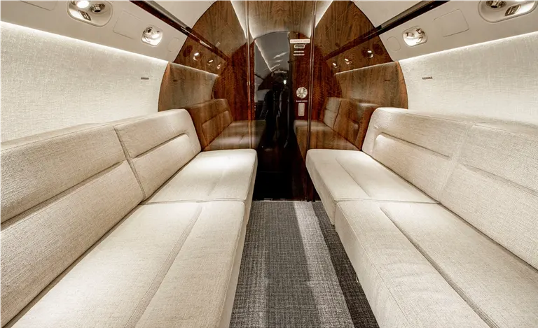 2004 Gulfstream G550 cabin