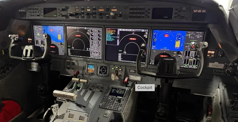 2004 Gulfstream G550 cabin