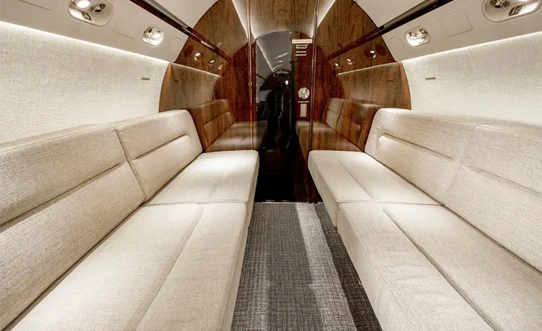 2004 Gulfstream G550 cabin