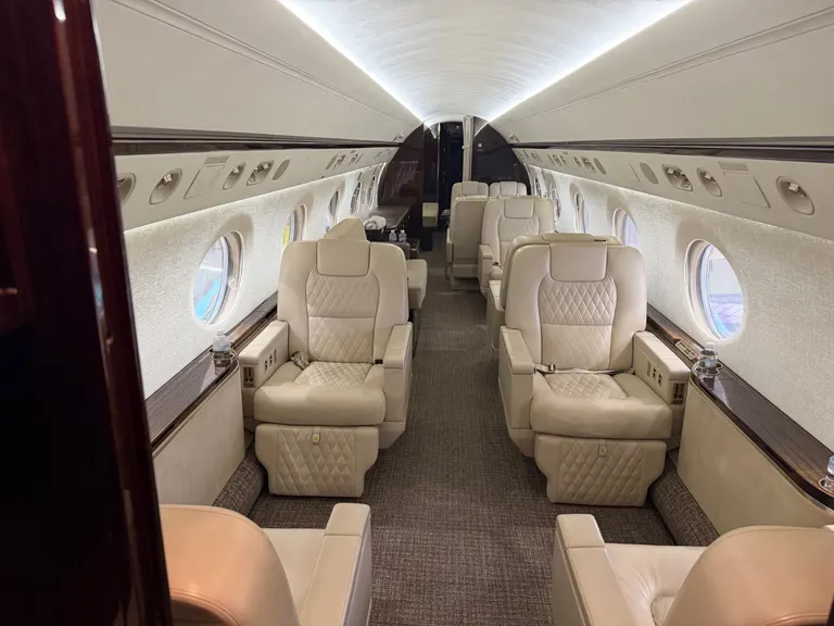 2004 Gulfstream G550 cabin