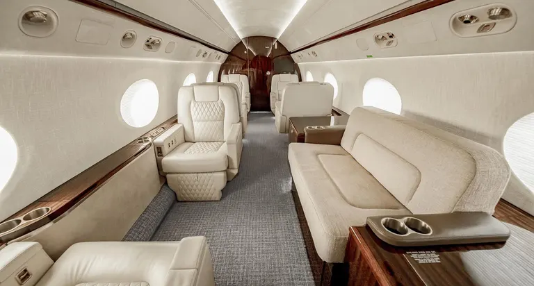 2004 Gulfstream G550 cabin