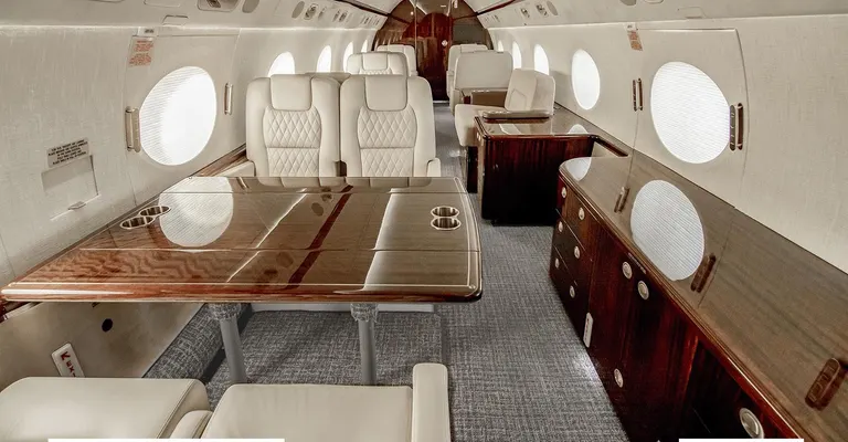 2004 Gulfstream G550 cabin