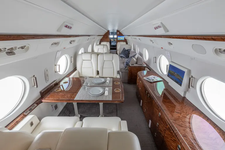 2004 Gulfstream G550 cabin