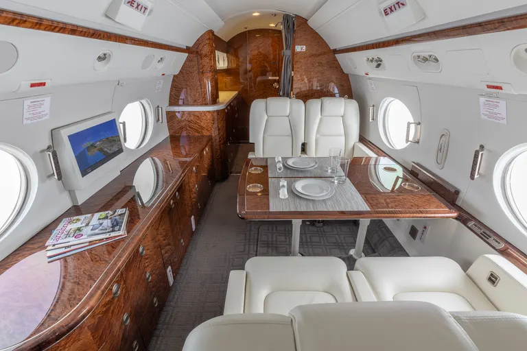 2004 Gulfstream G550 cabin