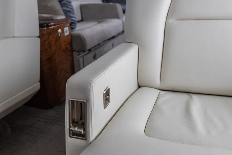 2004 Gulfstream G550 cabin