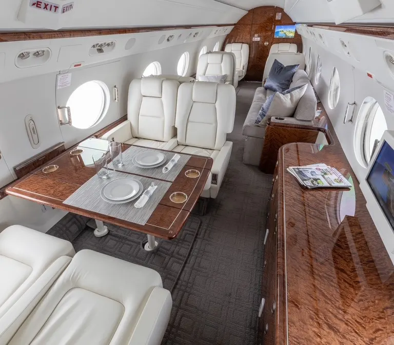 2004 Gulfstream G550 cabin