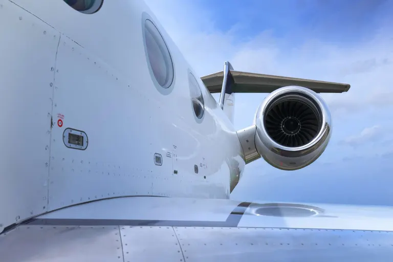 2005 Gulfstream G550 exterior