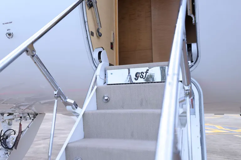 2005 Gulfstream G550 - Photo 7