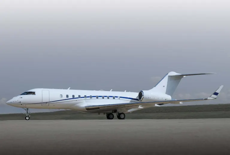 2006 Bombardier Global 5000 exterior