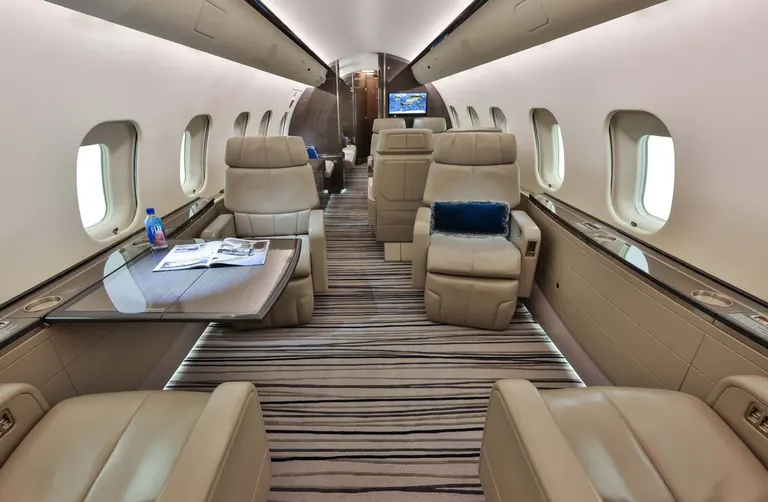 2006 Bombardier Global 5000 - Photo 2