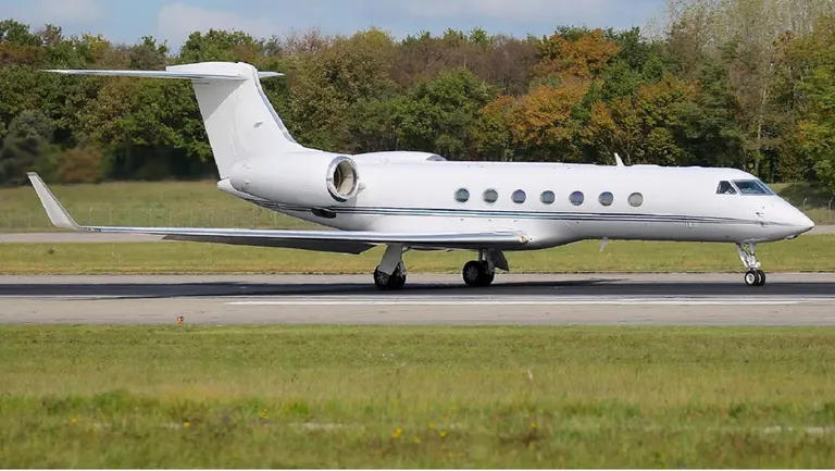 2006 Gulfstream G550 exterior