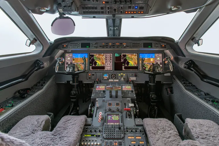 2006 Gulfstream G550 - Photo 13