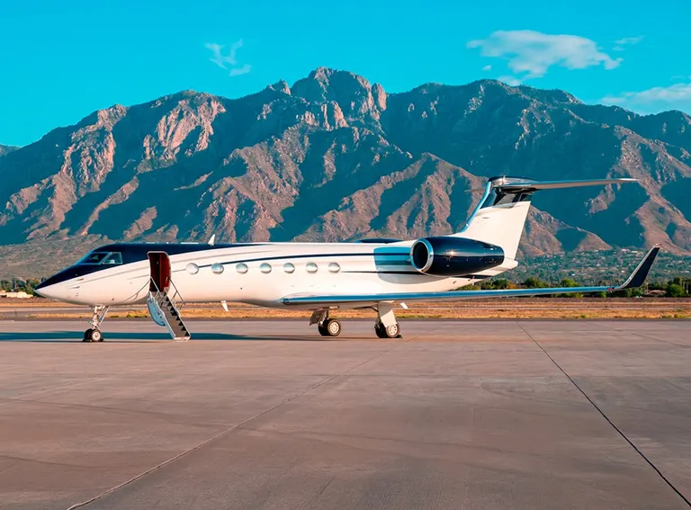 2006 Gulfstream G550 exterior