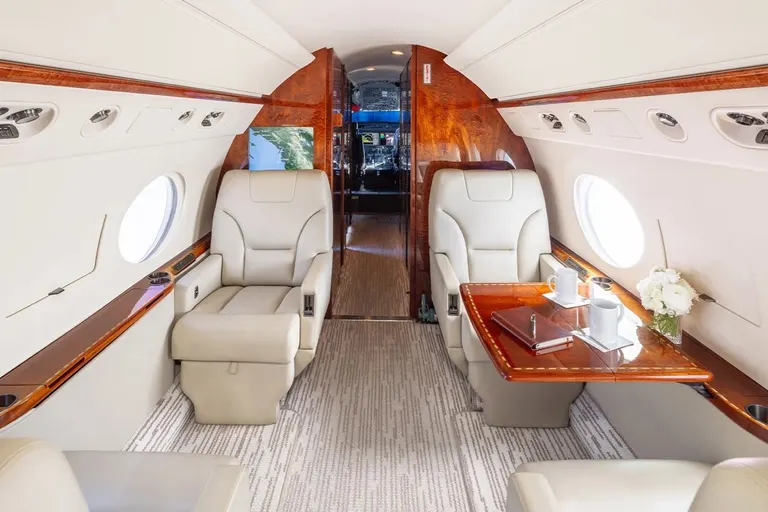 2006 Gulfstream G550 cabin