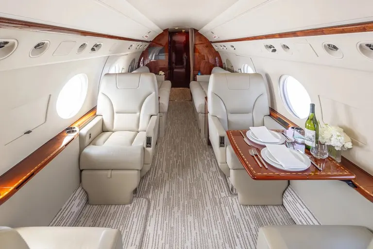 2006 Gulfstream G550 cabin
