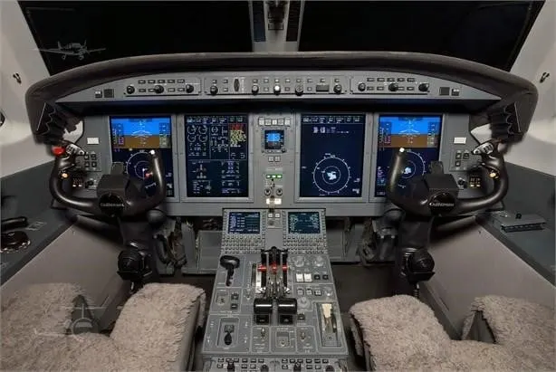 2007 Gulfstream G150 - Photo 6
