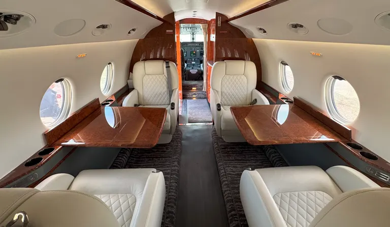 2007 Gulfstream G200 - Photo 2