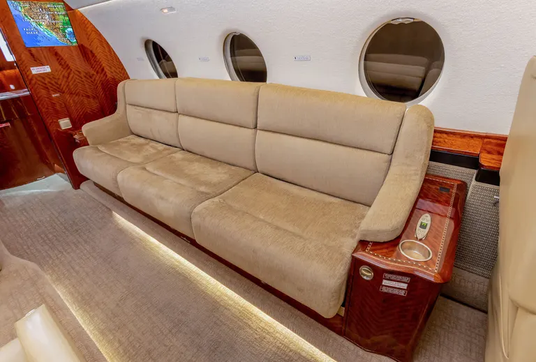 2007 Gulfstream G200 - Photo 6