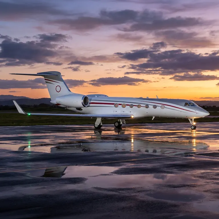 2007 Gulfstream G550 exterior