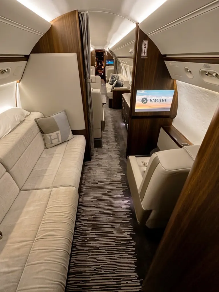 2007 Gulfstream G550 cabin