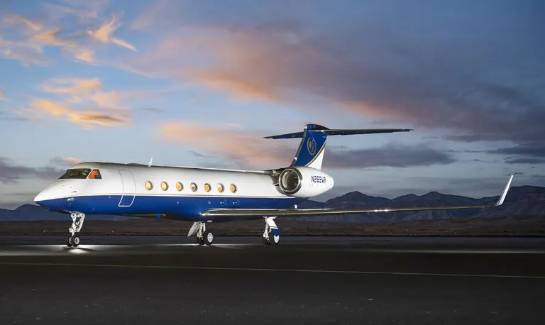 2007 Gulfstream G550 exterior