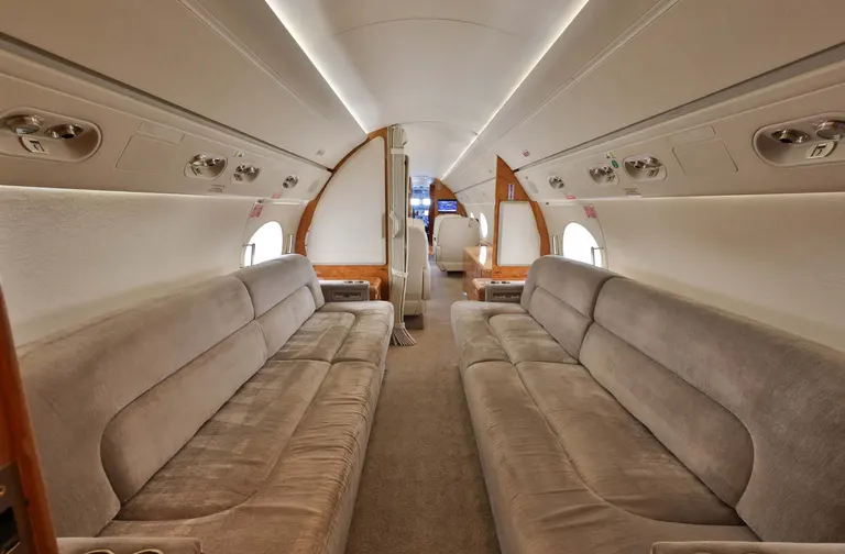 2007 Gulfstream G550 cabin
