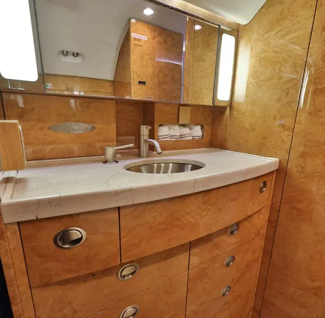 2007 Gulfstream G550 cabin