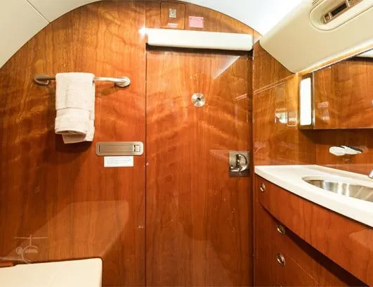 2008 Gulfstream G550 cabin