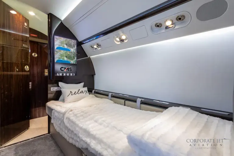 2008 Gulfstream G550 - Photo 24