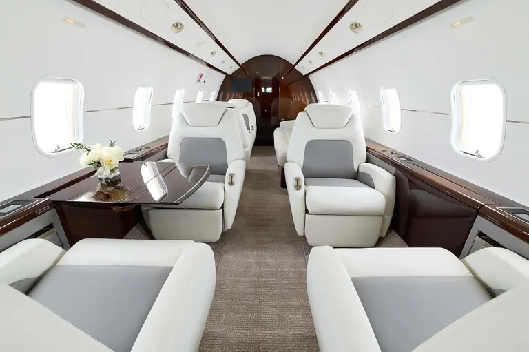2009 Bombardier Challenger 300 cabin